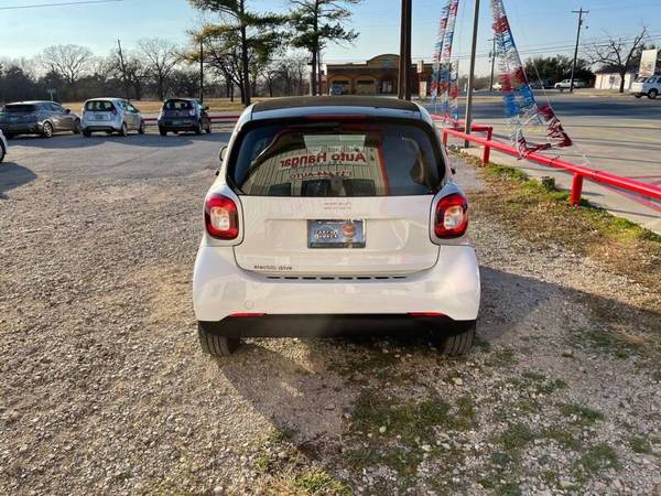 2017 Smart Fortwo ELECTRIC 8, 889 miles 1 Owner CARFAX - cars & for sale in Azle, TX – photo 6