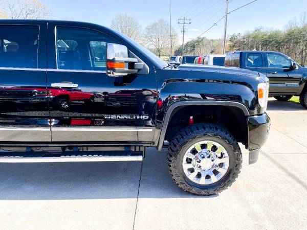 2016 GMC Sierra 2500HD 4WD Crew Cab 153 7 Denali for sale in Other, VA – photo 11