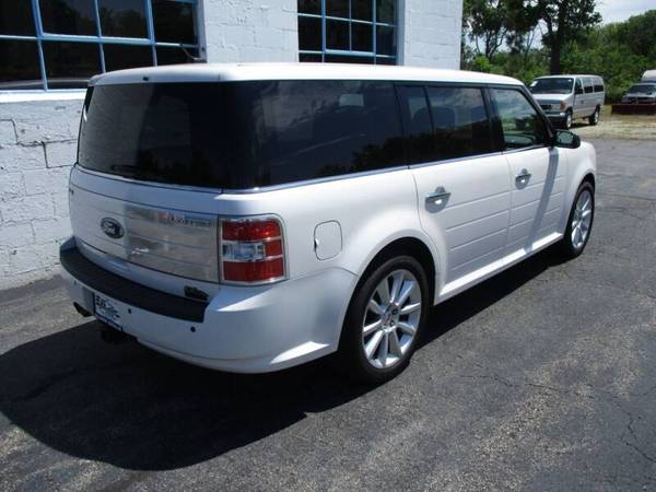 2012 Ford Flex Limited 4dr Crossover - Low Miles - We Finance - cars... for sale in Crystal Lake, IL – photo 7