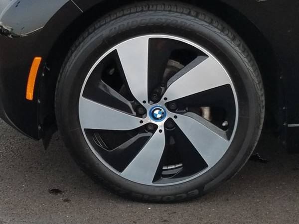 2016 BMW i3 w/Range Extender SKU:GV507815 Hatchback for sale in Westmont, IL – photo 20