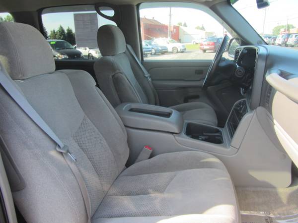 2006 Chevrolet Suburban 1500 LS 4X4 WARRANTY! EXTRA CLEAN! for sale in Cadillac, MI – photo 16