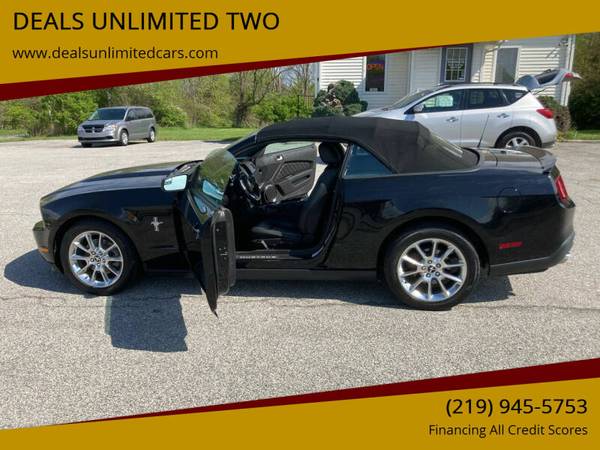 2011 Ford Mustang convertible - Triple Black - 101k miles - cars & for sale in Merrillville, IL – photo 10