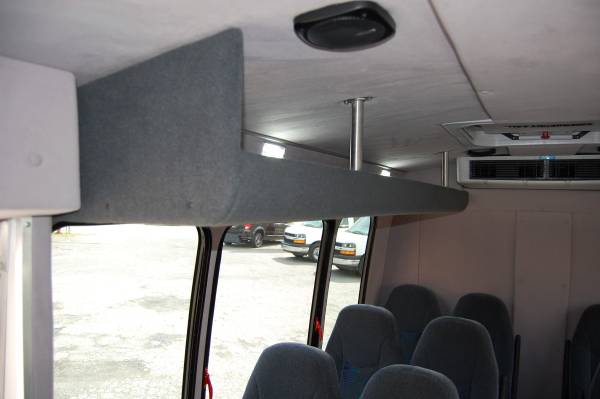 VERY NICE 15 PERSON MINI BUS....UNIT# 5646T for sale in Charlotte, NC – photo 11