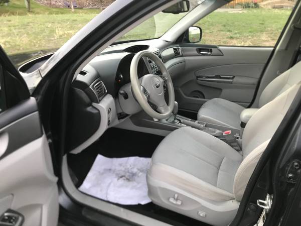 Clean! 2011 Subaru Forester 2 5 X Auto w/timing chain and fresh for sale in Lakewood, CO – photo 6