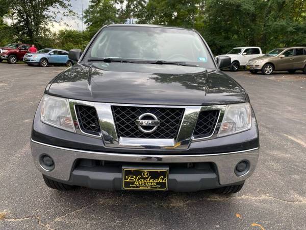 $11,999 2010 Nissan Frontier SE Crew Cab V6 4x4 *Very Nice, 132k... for sale in Laconia, ME – photo 2