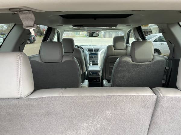 2010 Chevy Traverse 3rd Row, DVD, Low Miles - - by for sale in Holland , MI – photo 9