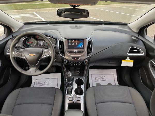 2016 Chevy Cruze 2LT 21, 000 miles Remote start heated seats CAMERA for sale in Troy, MI – photo 15