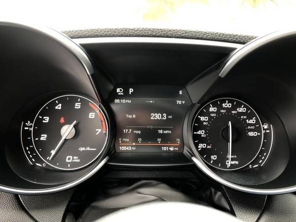 2018 Alfa Romeo Giulia ONLY 10K MILES 1-OWNER CLEAN CARFAX WELL for sale in Sarasota, FL – photo 13