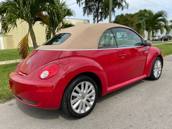 2008 VOLKSWAGEN NEW BEETLE CONVERTIBLE LIKE NEW, ONLY $1000 DOWN!!! for sale in Hollywood, FL – photo 3