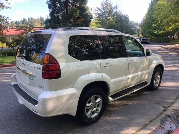 2005 Lexus GX470 4WD --Affordable Luxury, Third Row, Clean title-- -... for sale in Kirkland, WA – photo 5