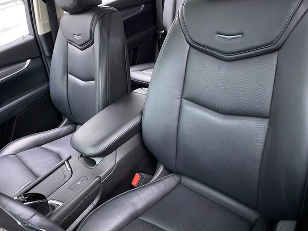 2017 Caddy Cadillac XT5 Luxury Sport Utility 4D suv Gray - FINANCE -... for sale in Columbus, GA – photo 18