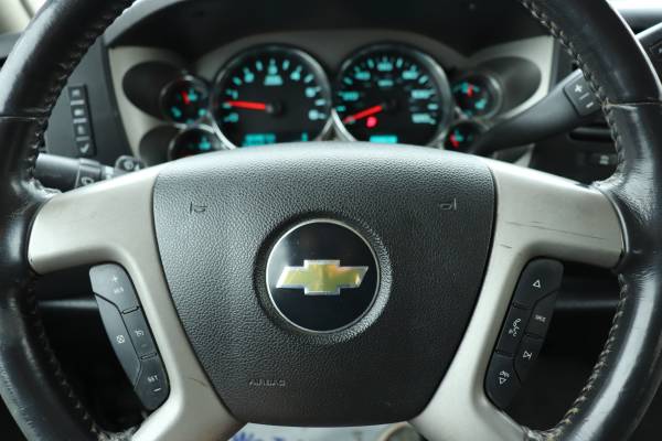 2011 Chevrolet Silverad LT 4X4 CLEAN NEBRASKA TITLE W/136K MILES for sale in Omaha, NE – photo 17
