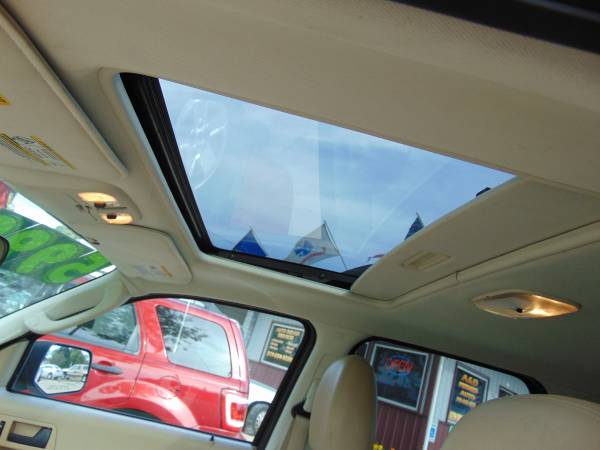 2009 Ford Escape XLT $5,999.00 A&D Premier Auto for sale in Cedar Rapids, IA – photo 11