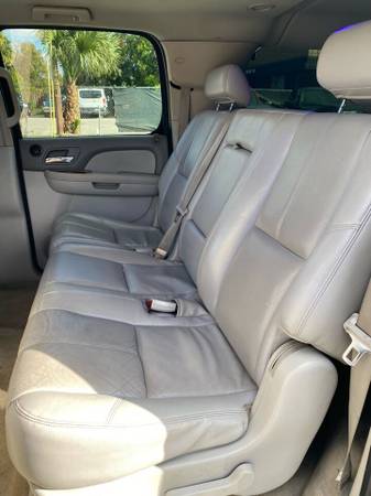 2008 Chevrolet Suburban - - by dealer - vehicle for sale in Winter Park, FL – photo 11