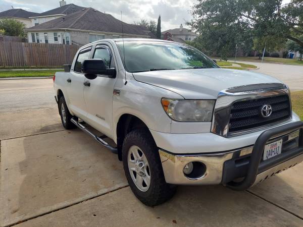 2008 TOYOTA TUNDRA SR5 5.7L V8 CREWMAX! ONE OWNER - cars & trucks -... for sale in smithville, TX – photo 18