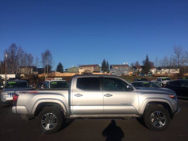 2018 Toyota Tacoma TRD Sport / 6 Speed Manual - cars & trucks - by... for sale in Anchorage, AK – photo 4