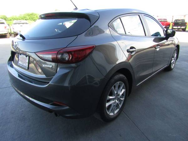 2018 *Mazda* *Mazda3 5-Door* *Sport Automatic* - cars & trucks - by... for sale in Council Bluffs, NE – photo 7