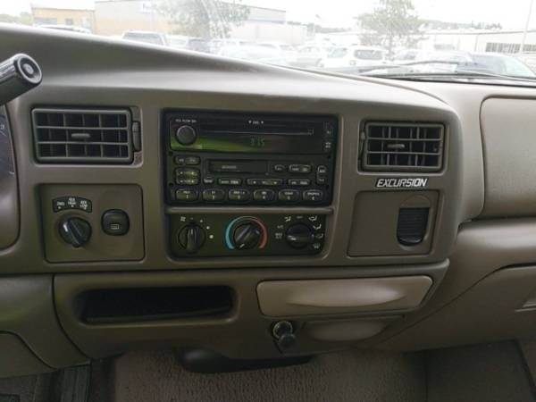 2000 Ford Excursion 4WD 4D Sport Utility/SUV Limited - cars & for sale in Waterloo, IA – photo 6