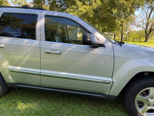 2005 JEEP GRAND CHEROKEE LIMITED 4BY4 for sale in SPRING / WOODLANDS, TX – photo 2