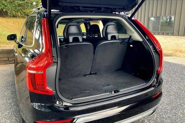 2016 Volvo XC90 T6 Momentum Sport Utility 4D SUV - cars & trucks -... for sale in Sykesville, MD – photo 8