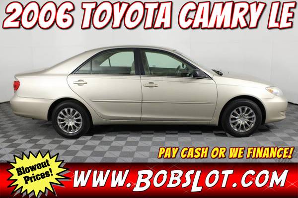 2006 Toyota Camry LE For Sale - Excellent - cars & trucks - by... for sale in Allston, MA – photo 2