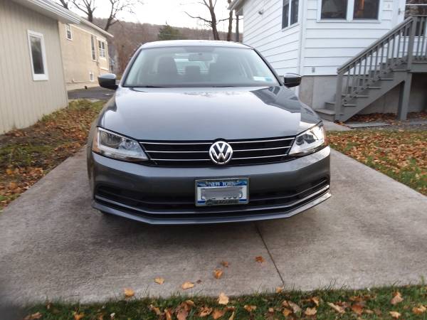 2017 Volkswagen Jetta-Low mileage:9,000. Like new. - cars & trucks -... for sale in Ithaca, NY – photo 2