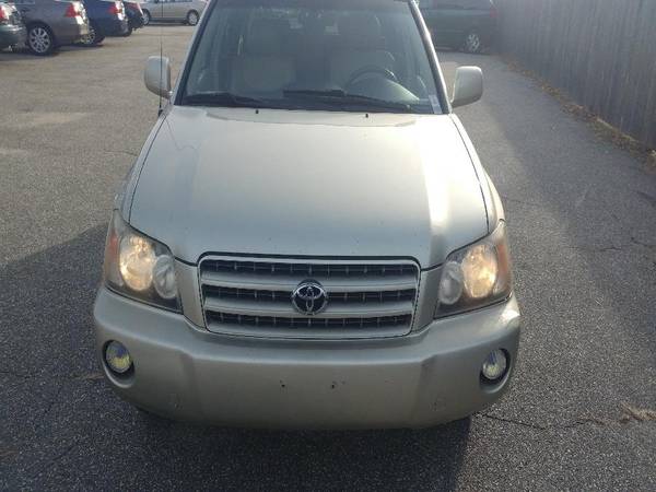 ****Financing!!!! 2003 Toyota Highlander Limited Mattsautomall**** for sale in Chicopee, MA – photo 3