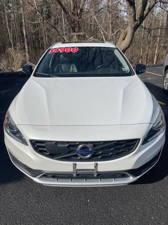2015 volvo V60 t5 cross country Platinum! - - by for sale in Rochester , NY – photo 3