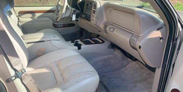 2000 Cadillac Escalade for sale in Middlebury, CT – photo 11