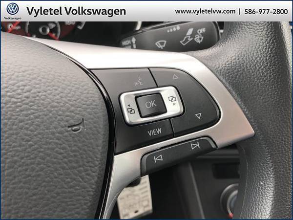 2020 Volkswagen Jetta sedan S Auto w/ULEV - Volkswagen Pure White for sale in Sterling Heights, MI – photo 19