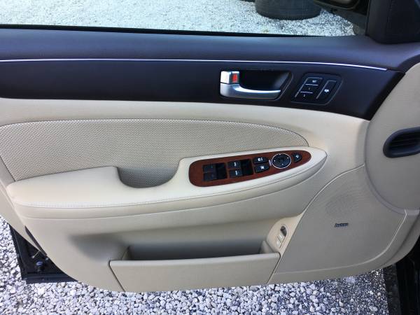 2012 HYUNDAI GENESIS 4.6L *ONLY 88K MILES* FINANCING AVAILABLE for sale in Port Saint Lucie, FL – photo 4