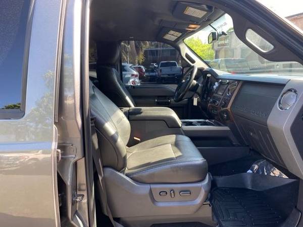 2011 Ford F250 Super Duty Lariat Crew Cab 4X4 Lifted Tow Package for sale in Fair Oaks, CA – photo 16