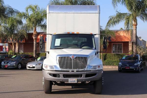 2018 International 4300 Diesel Dually Delivery Box Truck #33869 -... for sale in Fontana, CA – photo 2