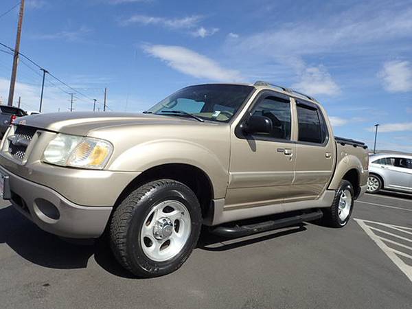 2003 Ford Explorer Sport Trac XLT Buy Here Pay Here - cars & trucks... for sale in Yakima, WA – photo 2