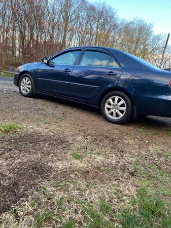 2002 toyota camry xle for sale in Bristol, CT – photo 3
