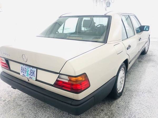 1989 Mercedes-Benz 300-Class Clean Title *WE FINANCE* for sale in Portland, OR – photo 9