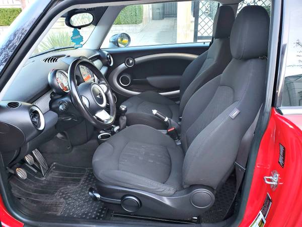 2009 MINI COOPER S CLUBMAN Only 58k miles! Manual Super Clean!... for sale in Brooklyn, NY – photo 13