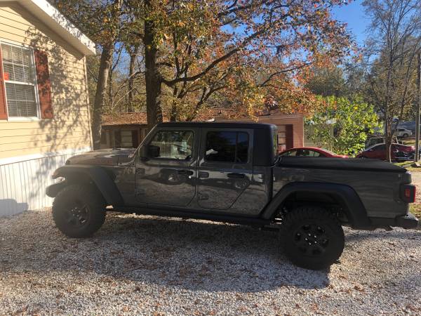 2020 Jeep Gladiator Mojave - cars & trucks - by owner - vehicle... for sale in Auburn, AL – photo 4