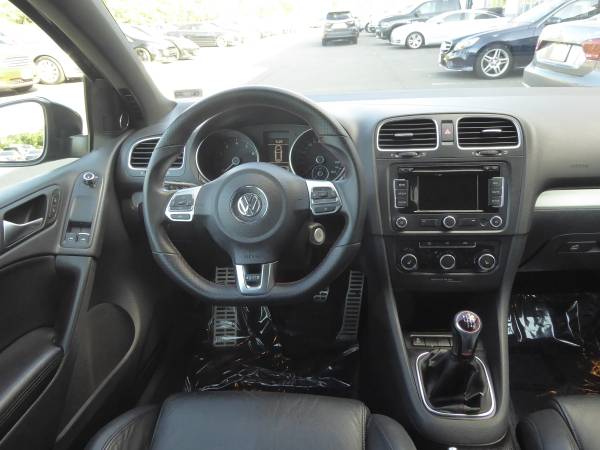 2012 Volkswagen GTI Base PZEV 2dr Hatchback 6M w/Sunroof and Nav for sale in CHANTILLY, District Of Columbia – photo 16