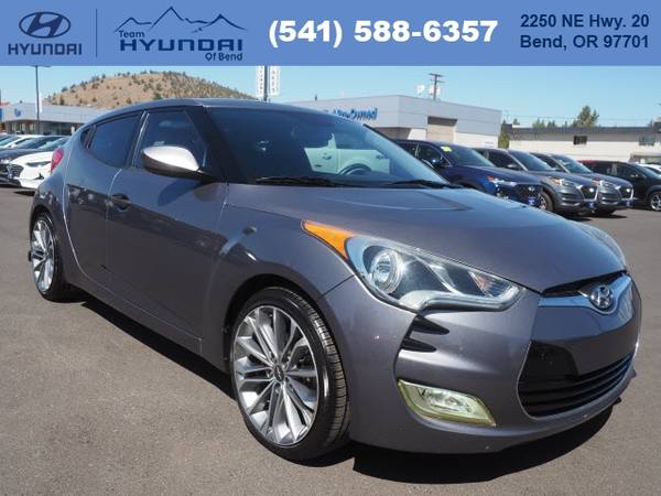 2015 Hyundai Veloster Base - - by dealer - vehicle for sale in Bend, OR – photo 2
