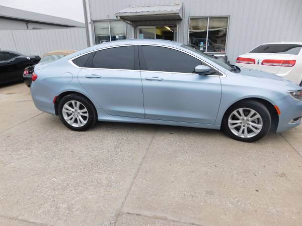 15 CHRYSLER 200 - - by dealer - vehicle automotive sale for sale in Evansville, IN – photo 6