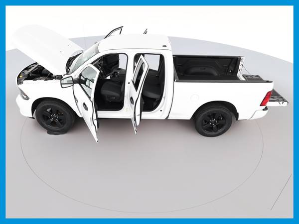 2018 Ram 1500 Quad Cab Express Pickup 4D 6 1/3 ft pickup White for sale in Fort Oglethorpe, GA – photo 16