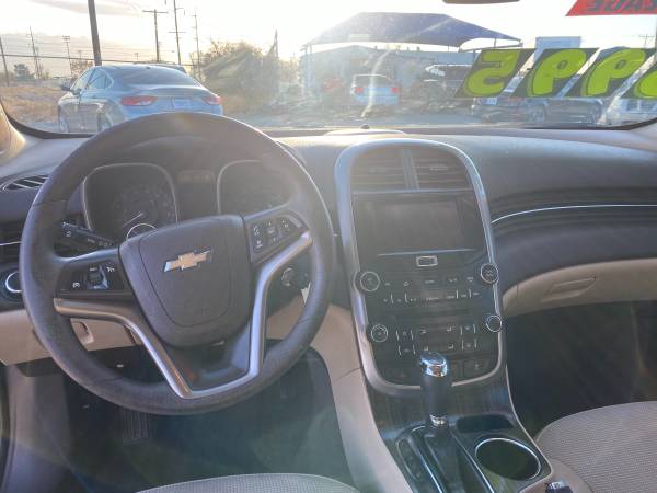 2015 Chevrolet Malibu 1lt clean title - cars & trucks - by dealer -... for sale in El Paso, TX – photo 14