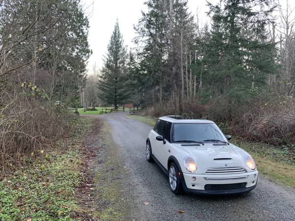 Mini Cooper "S" ONE Owner-LOW Miles-Look~! - cars & trucks - by... for sale in Bellingham, WA – photo 17