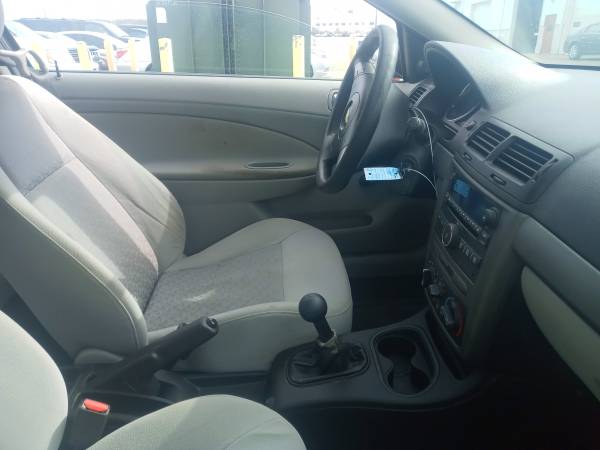 2008 Chevy Cobalt (Stick) for sale in milwaukee, WI – photo 9