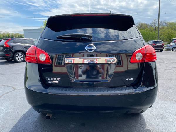 2015 Nissan Rogue Select S AWD Extra Clean Low Miles 64K - cars & for sale in Salem, VA – photo 6