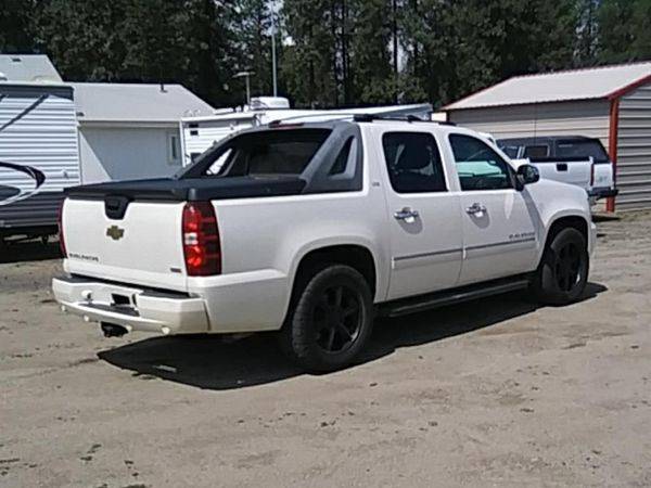 2010 Chevrolet Chevy Avalanche LTZ for sale in Mead, WA – photo 5