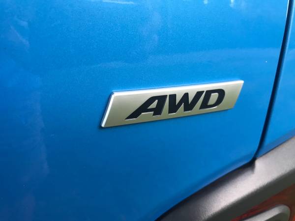 REDUCED!!! 2019 Hyundai Kona AWD - cars & trucks - by dealer -... for sale in Muskegon, MI – photo 10