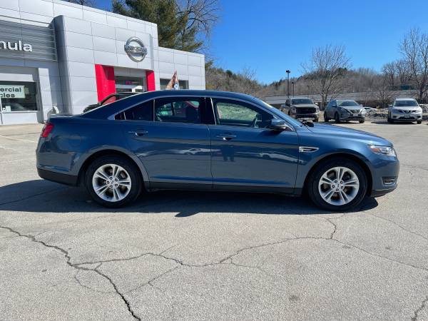 2018 Ford Taurus SEL Sedan - - by for sale in BERLIN, VT – photo 8