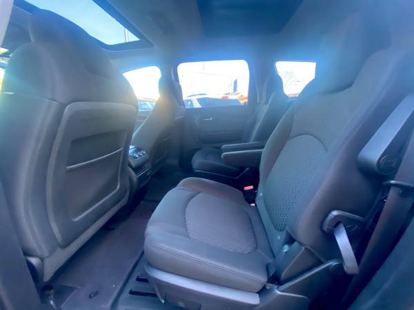2010 Chevrolet Traverse LT Sunroof 2nd Row Buckets 2 Owner Clean... for sale in Wausau, WI – photo 13